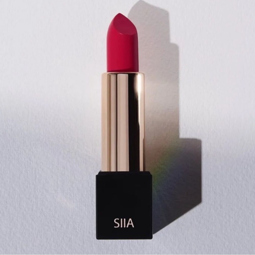 SIIA Change Agent Daring Pink Lipstick